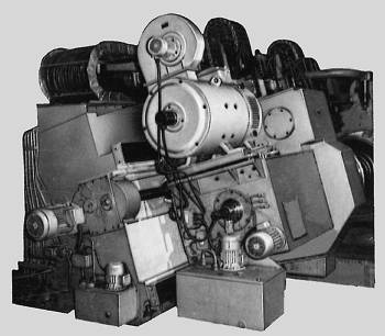 9041-2.jpg (18090 bytes)